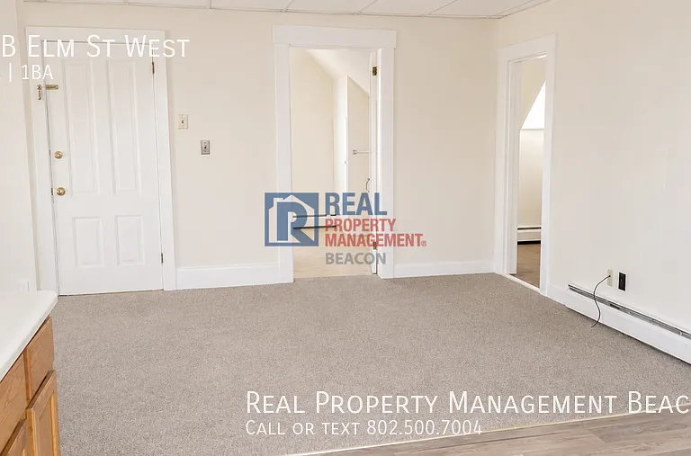 14B Elm St W — Photo 11