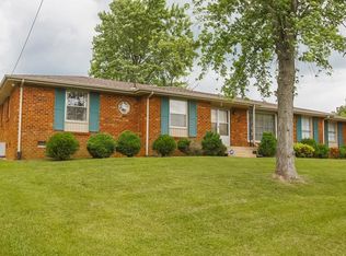 112 Laurel Ln, Hendersonville, TN 37075