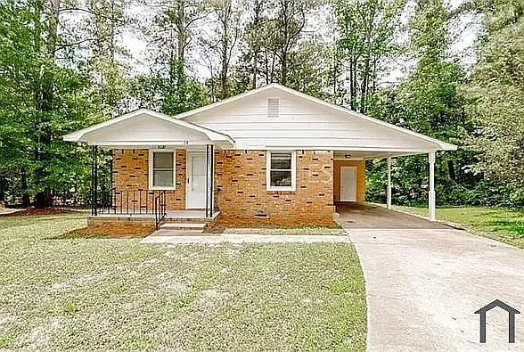4 bed, 1.5 bath, 1155 sqft, $1,475 — Photo 1