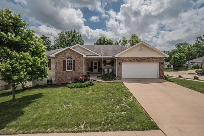 1st image of 3202 Abbeywood Dr