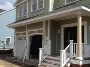 216 Valley Rd, Needham, MA 02492