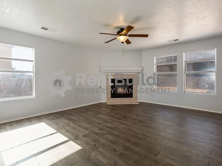 5008 Shadow Rock Rd NW — Photo 2