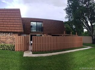 2556 Garden Ct, Hollywood, FL 33026