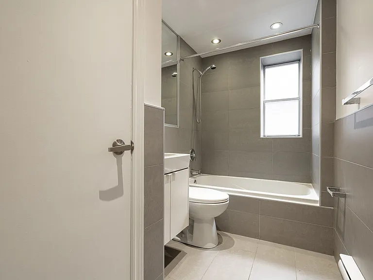 83 Isabella St — Photo 8
