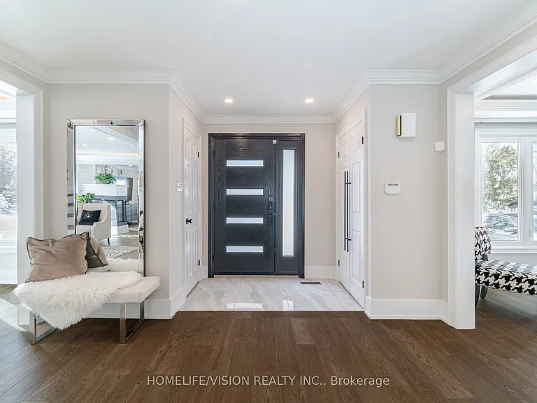 1298 Bunsden Ave — Photo 4