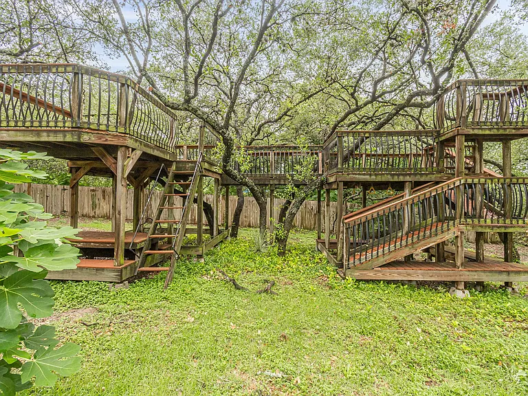 3847 Tupelo Ln #A — Photo 31