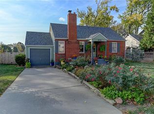 823 NE 42nd Ter, Kansas City, MO 64116