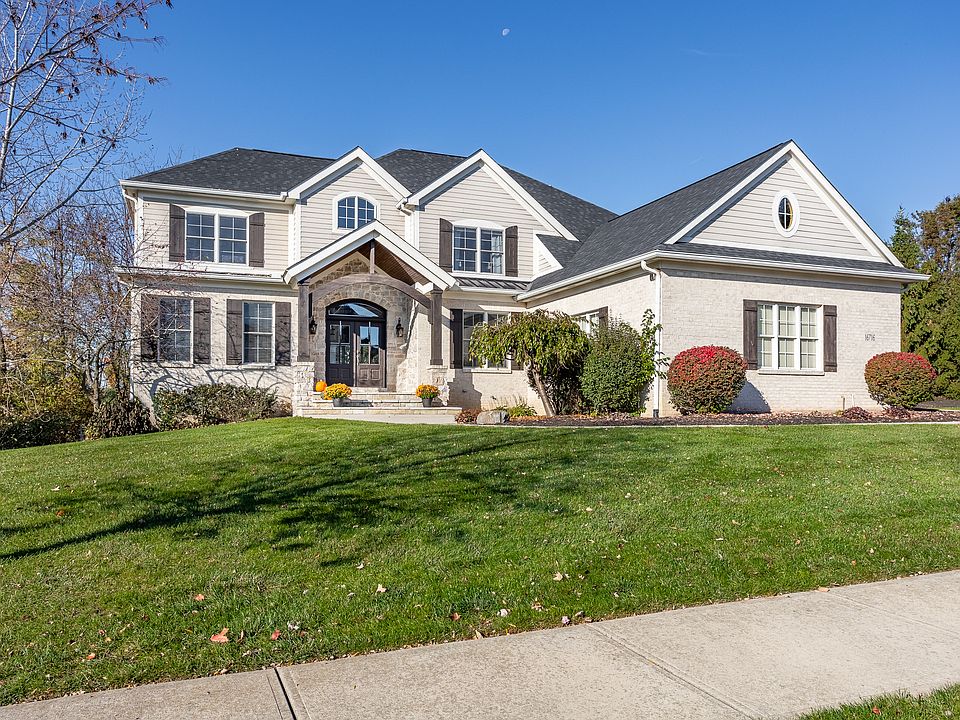 1st image of 16716 Brookhollow Dr