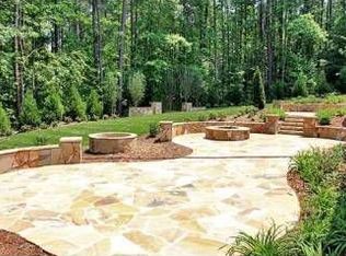 1116 Wake Robin Ln, Cary, NC 27519