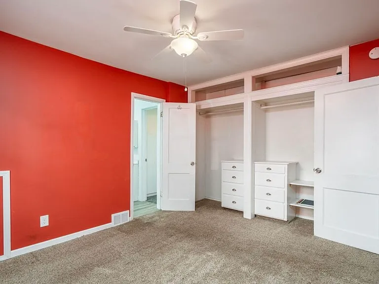 311 Jean St SW — Photo 4