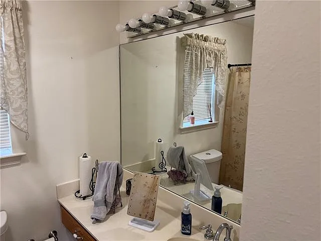 1008 Parc Helene Dr — Photo 10