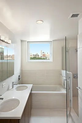 Rented by REAL New York | media 21