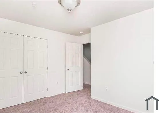 5237 Crowson Ave #7 — Photo 14