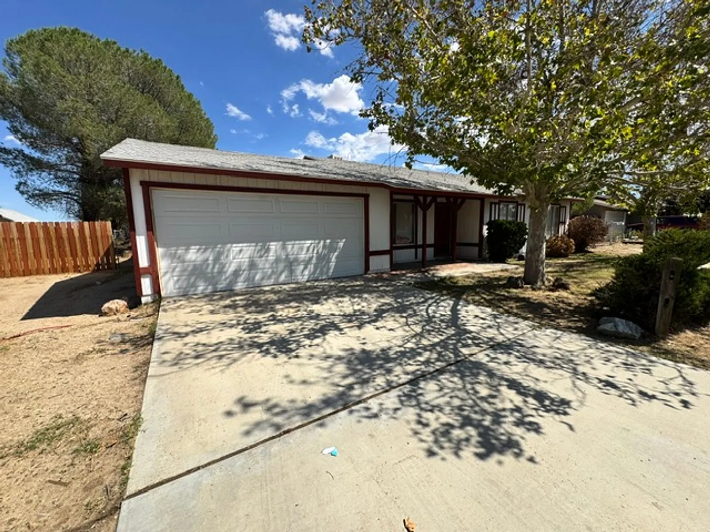 Remodeled 4+2 In Lake L.A. - $2800 — Photo 3