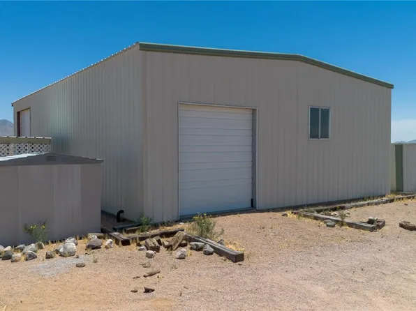 12065 N Bee Dr, Dolan Springs, AZ 86441