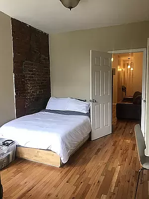 Rented by Compass | media 12