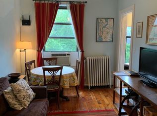 712 De Graw St #2, Brooklyn, NY 11217