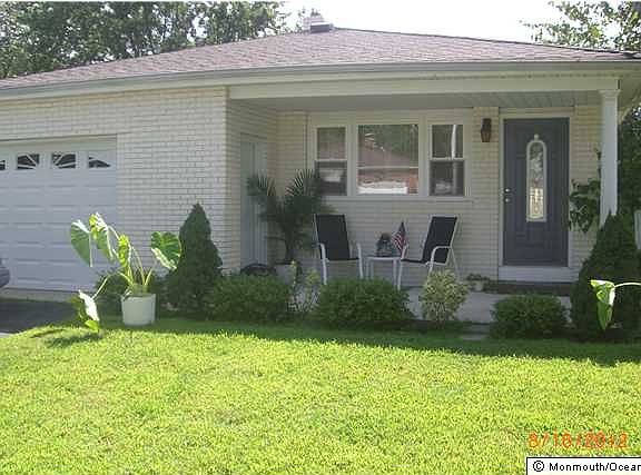 2nd image of 803 Jamaica Blvd