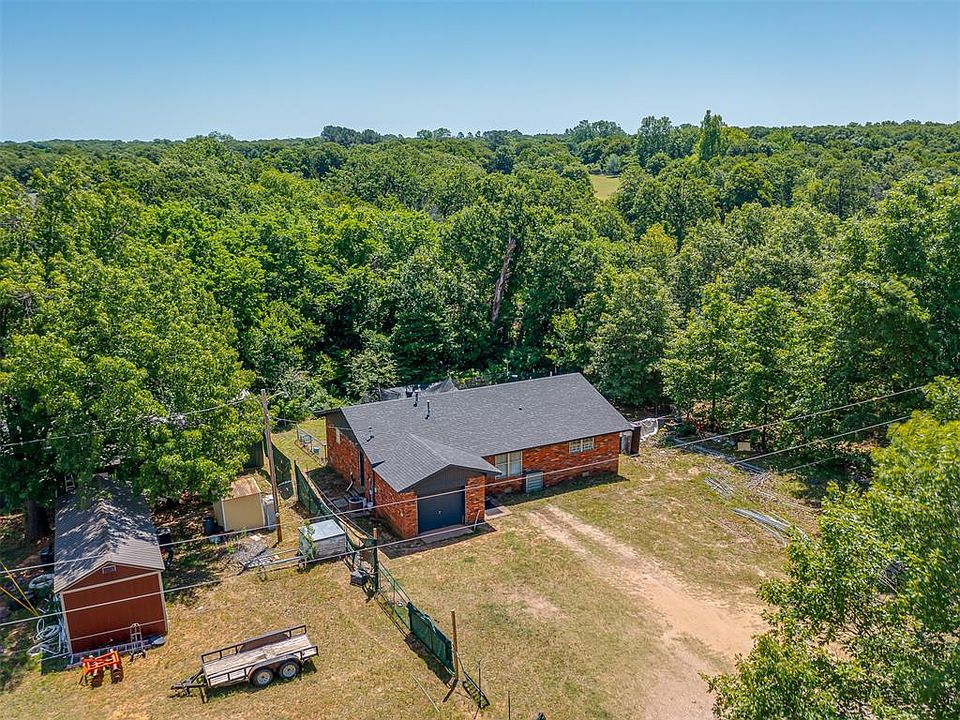 1st image of 20239 Bern Ln