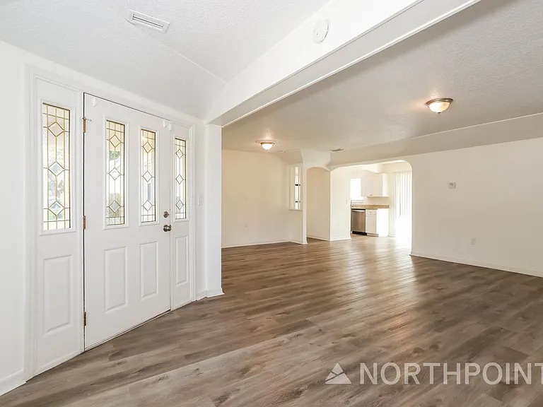 5524 Enchanted Dr — Photo 3