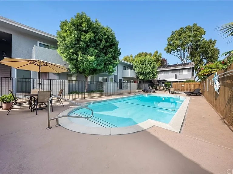 Sparkling Pool