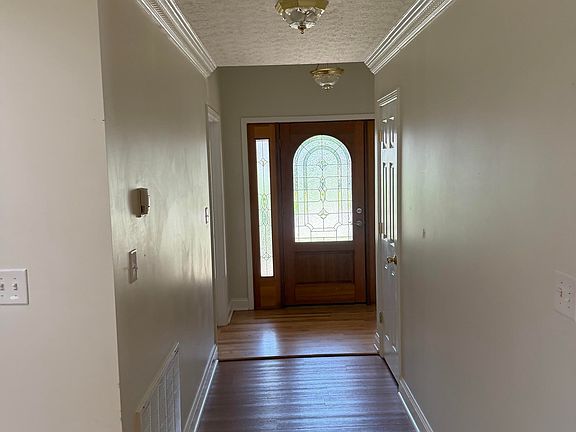 5th image of 3448 Fair Oaks Ave