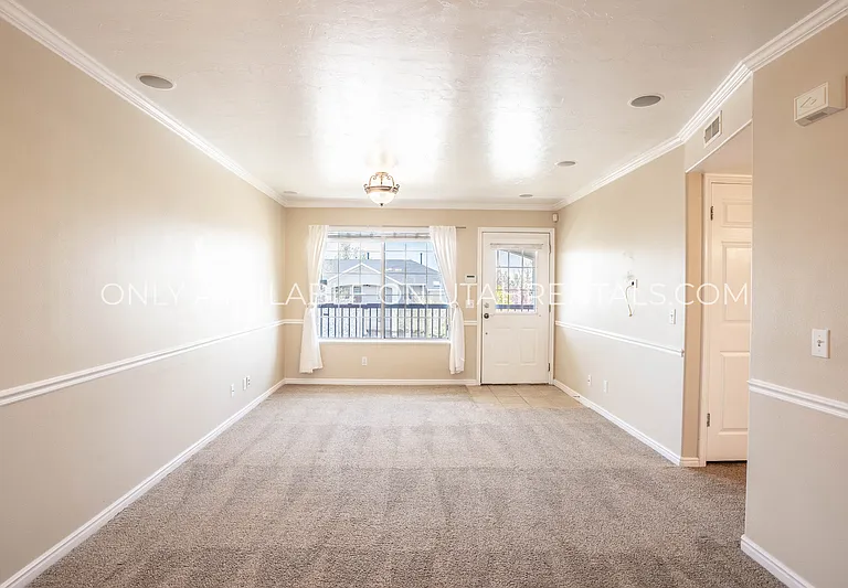 1512 S 175 E — Photo 4