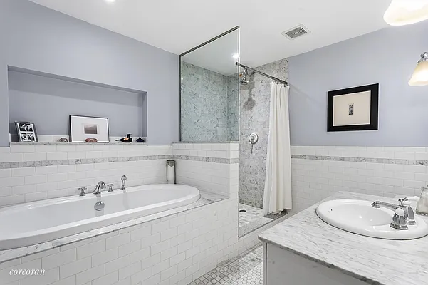 Sold by Corcoran | media 22