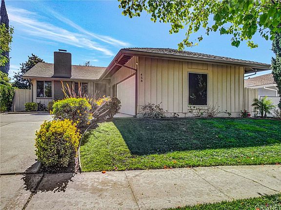 3rd image of 458 W Avenida De Las Flores