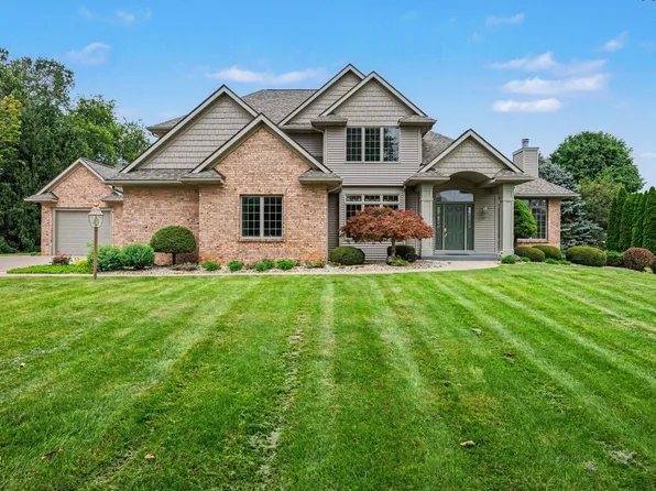 6462 Bayfield Dr, Kalamazoo, MI 49009