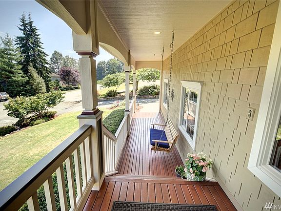 3rd image of 17714 105th Ave SE