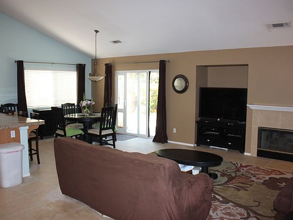 4th image of 555 Fairchild Ln