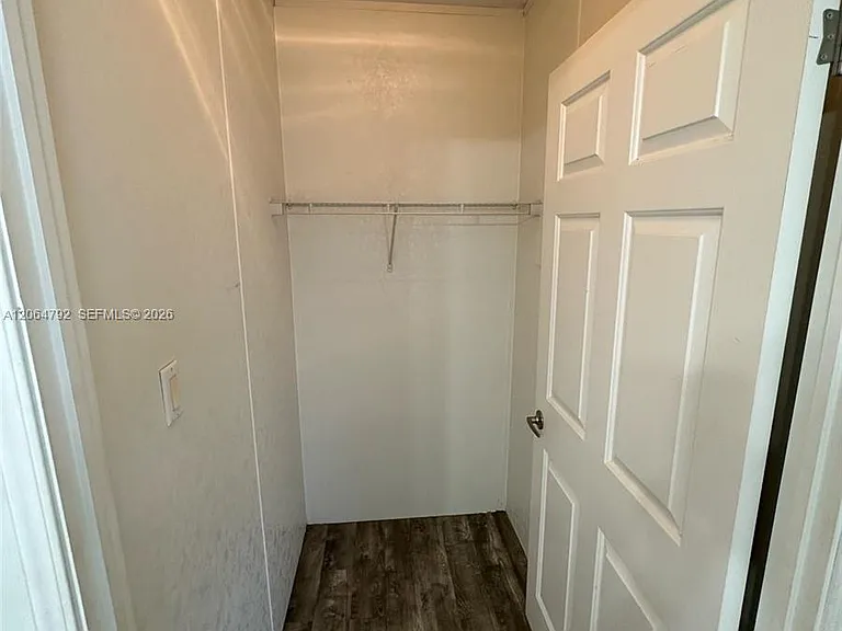 11832 Leeward Pl #H — Photo 30