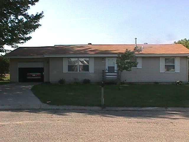 1st image of 2500 Applewood Ave