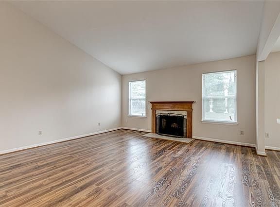 5th image of 16389 Hampden Pl