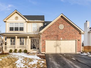 11621 S Olympic Dr, Plainfield, IL 60585