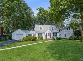 34-09 Berdan Ave, Fair Lawn, NJ 07410