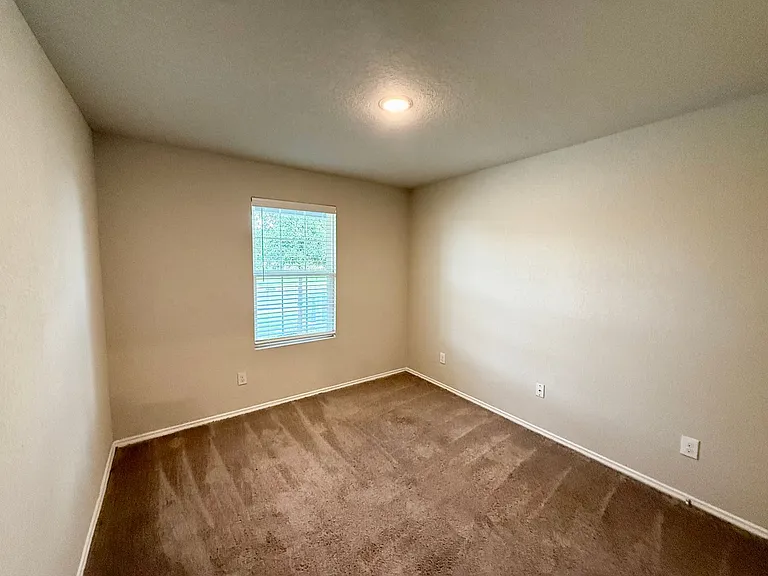 10310 Waverunner — Photo 10