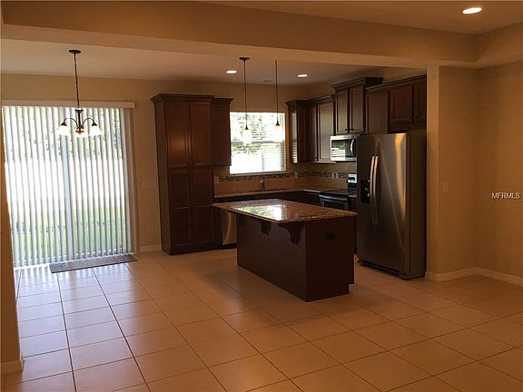 3rd image of 3786 Brighton Park Cir