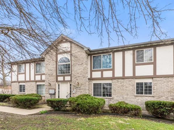 901 S Lincoln St APT 1N, Lockport, IL 60441