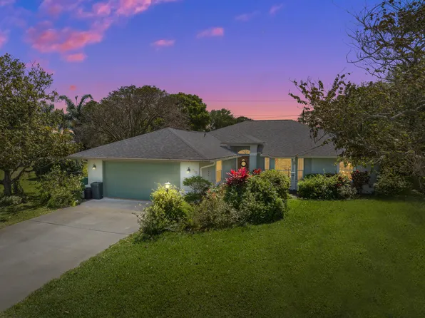 104 Miller Dr, Sebastian, FL 32958