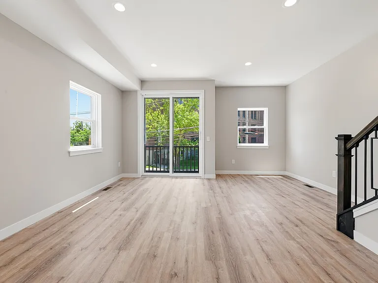 4720 Walworth Ave — Photo 2