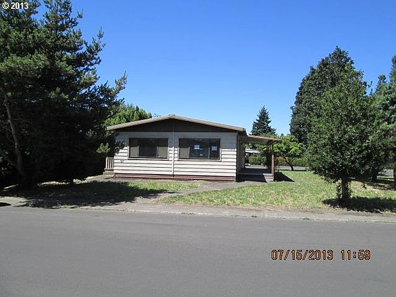 2nd image of 11874 NE Chateau Dr