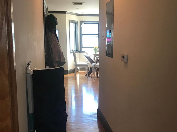 Entrance / hallway