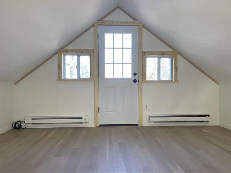1014 Alpine Dr — Photo 13