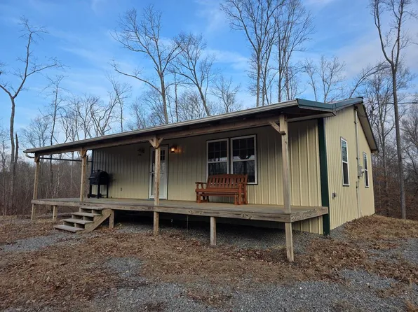 617 Pleasant Hill Cemetery Ln, Gainesboro, TN 38562