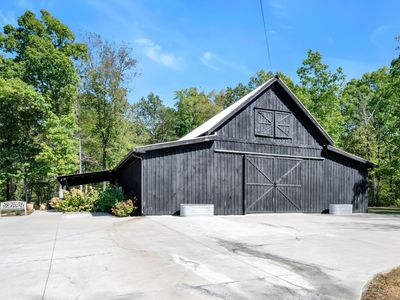 2300 Ogden Rd, Mc Ewen, TN, 37101