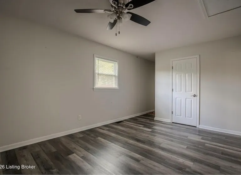 5106 Bardstown Rd — Photo 12