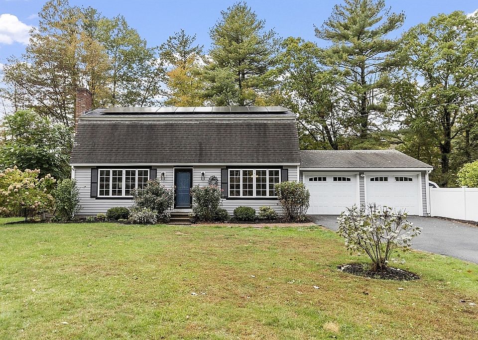 1st image of 14 Banbury Dr