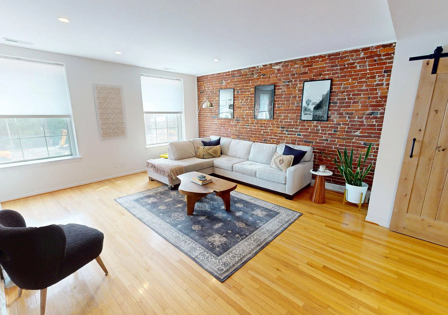 1 bed, 799 sqft, $2,395 — Photo 1